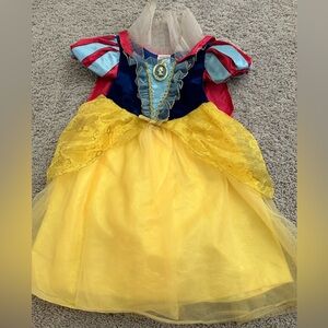 Snow White costume